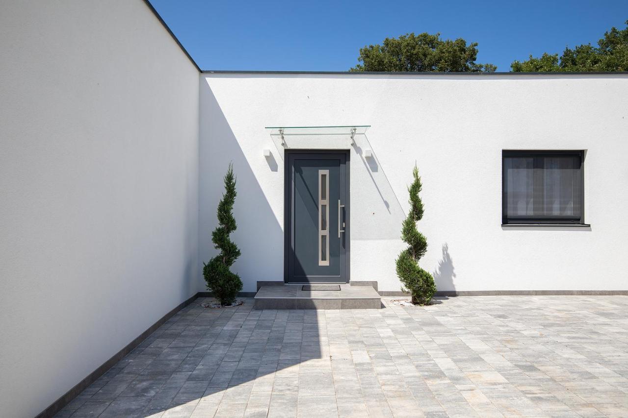 Villa L&L Medulin Exteriör bild